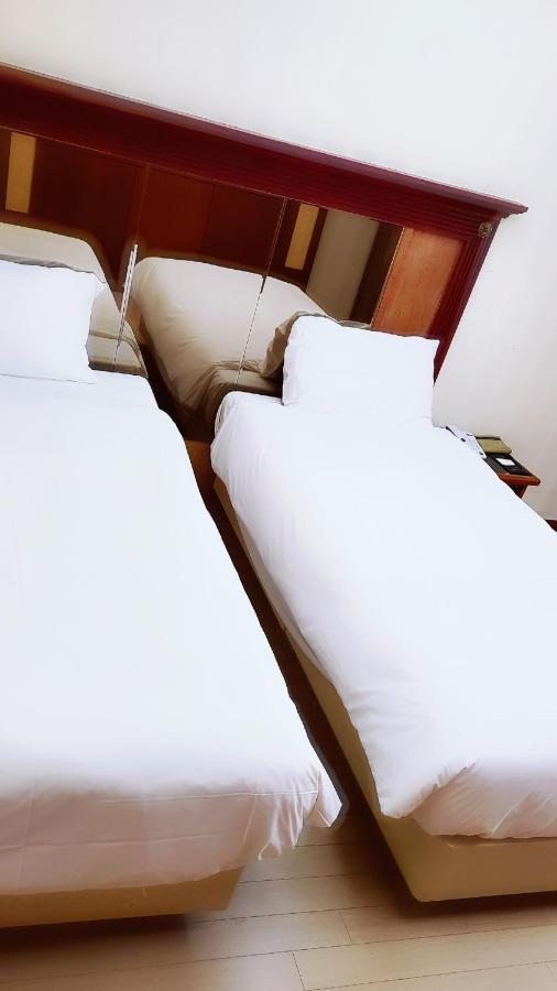 Charis Hotel Ίντσεον Εξωτερικό φωτογραφία