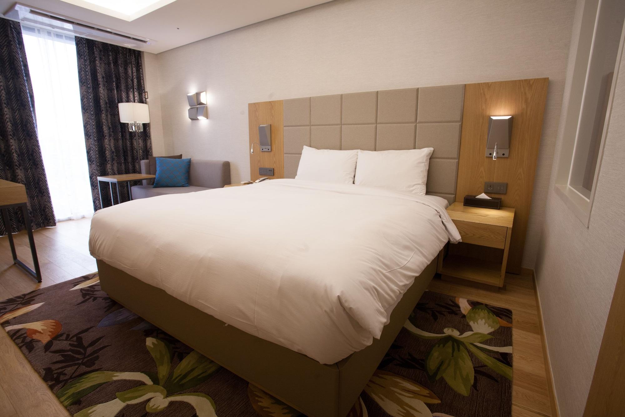 Charis Hotel Ίντσεον Εξωτερικό φωτογραφία