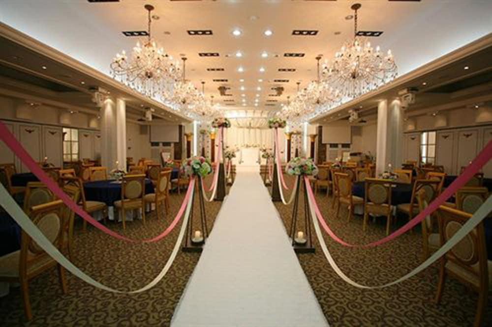 Charis Hotel Ίντσεον Εξωτερικό φωτογραφία