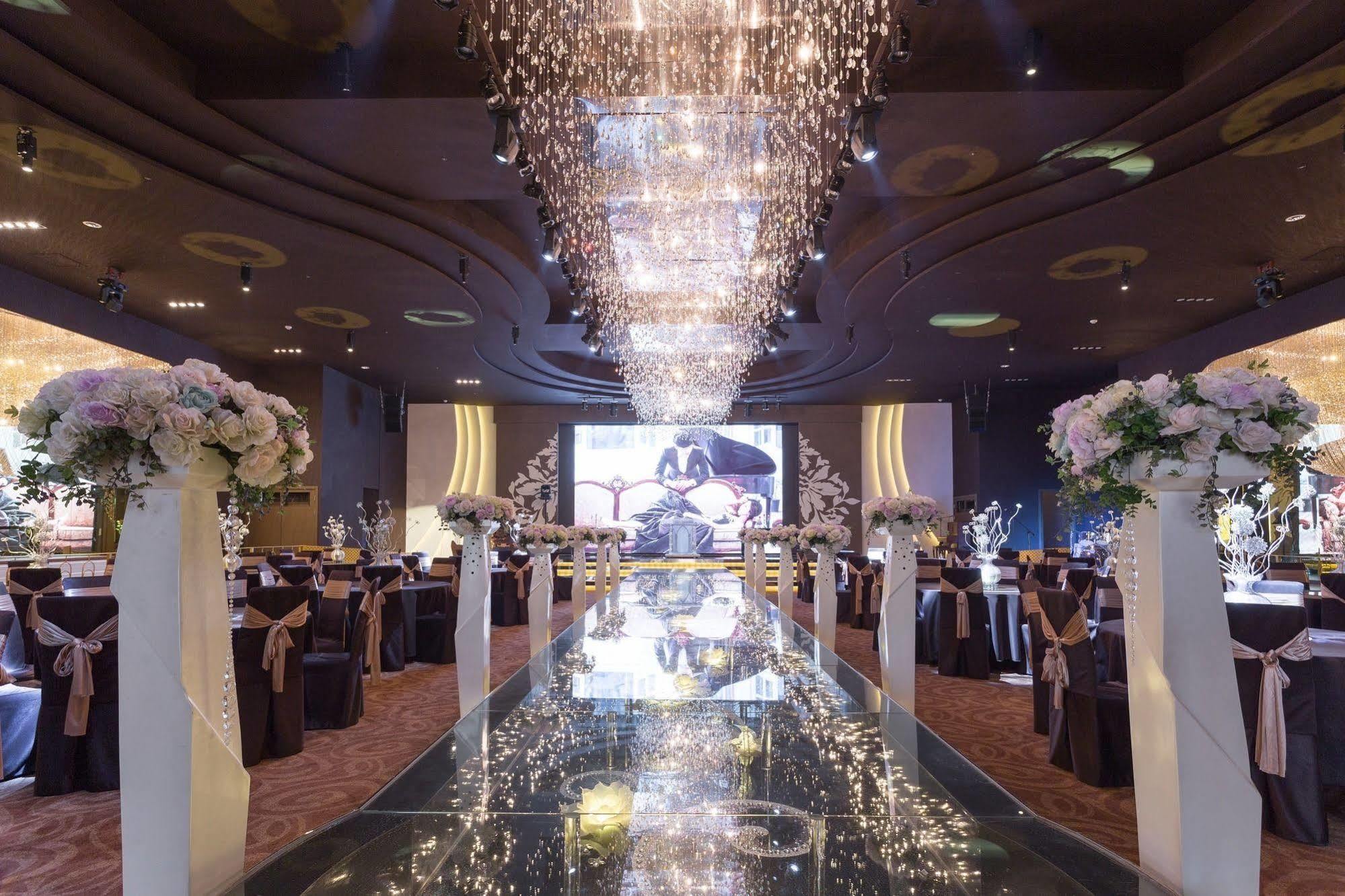 Charis Hotel Ίντσεον Εξωτερικό φωτογραφία