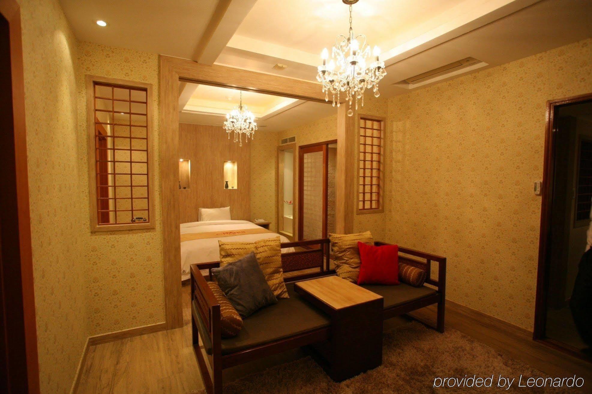Charis Hotel Ίντσεον Εξωτερικό φωτογραφία